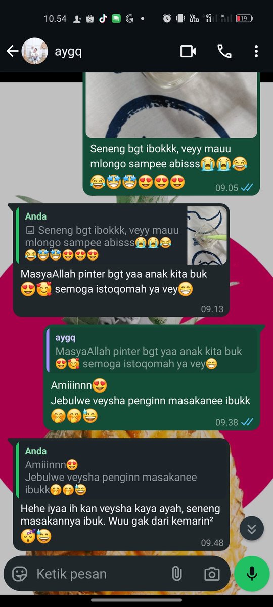 slviaputri's tweet photo. firstttime bkin mpasi buat baby veyy lahapp dan abiss🤩
katanya, semogaa istiqomah ya veyy😝🤪😆🤣😍 https://t.co/0Q0Sh0gt19