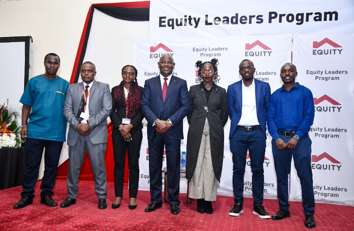 vickie_kb's tweet photo. The best way to serve customers is by being knowledgeable. Be informed about the sectors you serve, as customers rely on you to provide them with reliable information.-Dr. James Mwangi, Equity Group Foundation #EquityLeadersProgram #PreUniversityInternshipProgram
@KeEquityBank https://t.co/XoOIQNieYs