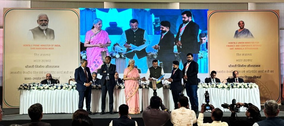 sidbiofficial's tweet image. SIDBI has commenced extending the benefits under the Mutual Credit Guarantee Scheme for MSMEs (MCGS-MSME) to its customers. Two of its clients, Hempel Forge Ltd., Ahmedabad (term loan of ₹13.78 crore), and Industrial Radiographic Inspection Company, Chennai (term loan of ₹10.30…