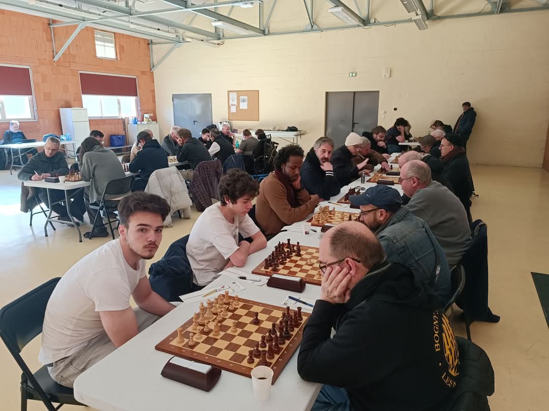 ClubMeauxEchecs's tweet photo. Journée compétitions fédérales –
NATIONALE 3
Dimanche 2 février 2025
Nous gagnons le match 2-4
Avant de partir affronter l’équipe de Bogny-sur-Meuse à 210 km. L'équipe a pris un moment pour se retrouver dans un petit restaurant très sympathique et délicieux à Bogny sur Meuse https://t.co/JhzElOxa8a