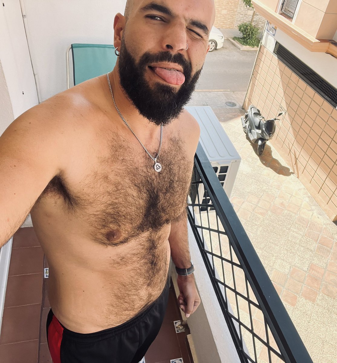 the_codeofLibra's tweet image. Buena semana niños!