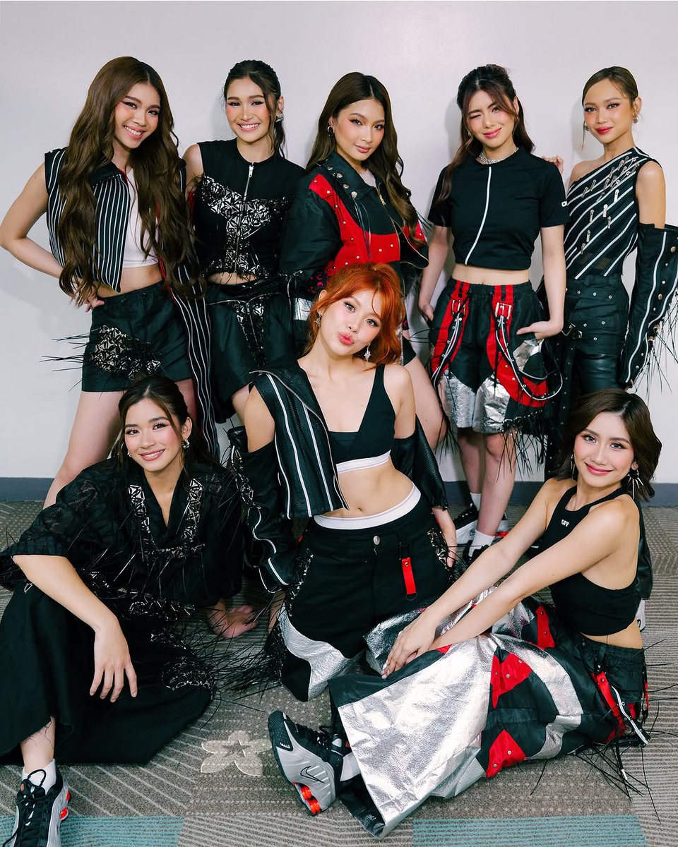 _mmbph's tweet photo. #BINI #ASAPFebParty Photo series https://t.co/WCuVmVrrP3