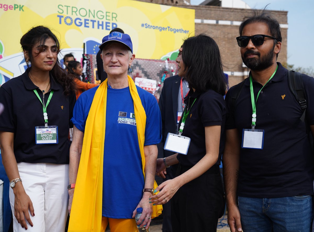 CSJ Pakistan (@csjpak) on Twitter photo <a href="/csjpak/">CSJ Pakistan</a> produced and performed on two songs in #EuroVillage event hosted by <a href="/EUPakistan/">EUPakistan</a> at <a href="/PNCAOfficial/">PNCA Official</a> that promoted love and peace through music
1.لکھو اک گیت آج میرے نام A Song for Me
2۔ رقص جاودواں The Dance in Eternity
#Eurovillagepk #StrongerTogether
#TogetherForTolerance <a href="/csjpak/">CSJ Pakistan</a> produced and performed on two songs in #EuroVillage event hosted by <a href="/EUPakistan/">EUPakistan</a> at <a href="/PNCAOfficial/">PNCA Official</a> that promoted love and peace through music
1.لکھو اک گیت آج میرے نام A Song for Me
2۔ رقص جاودواں The Dance in Eternity
#Eurovillagepk #StrongerTogether
#TogetherForTolerance