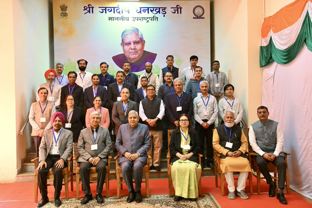 VPIndia's tweet image. Hon&apos;ble Vice-President, Shri Jagdeep Dhankhar interacted with the students and faculty members of Indian Institute of Science Education and Research, Mohali today. 

@IiserMohali #IISER
