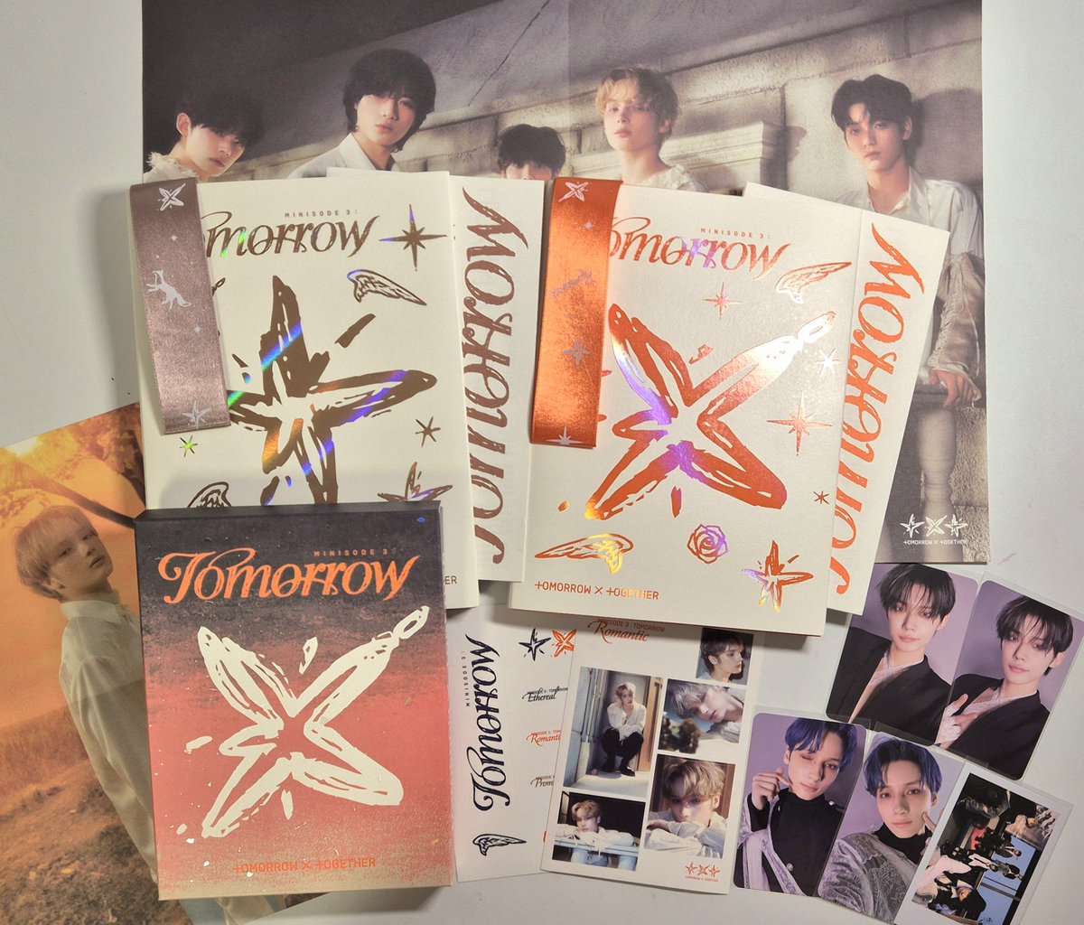 #follow + #rt 이벤트
앨범이 너무 많고 다섯명 첫 대상받은 기념 이벵열어요
rt 추첨으로 한분 뽑아서 보내드립니당

반택비 부담 여부 적어주세요!!
일회성 괄🙅🏻‍♀️ 트친한정🙅🏻‍♀️ 참저삭⭕️ 모아한정⭕️

⭐️당발 3월13일⭐️
라이트는 휴닝이 버전이고 씨디 들어있습니다 사용감 전혀없어요🥺