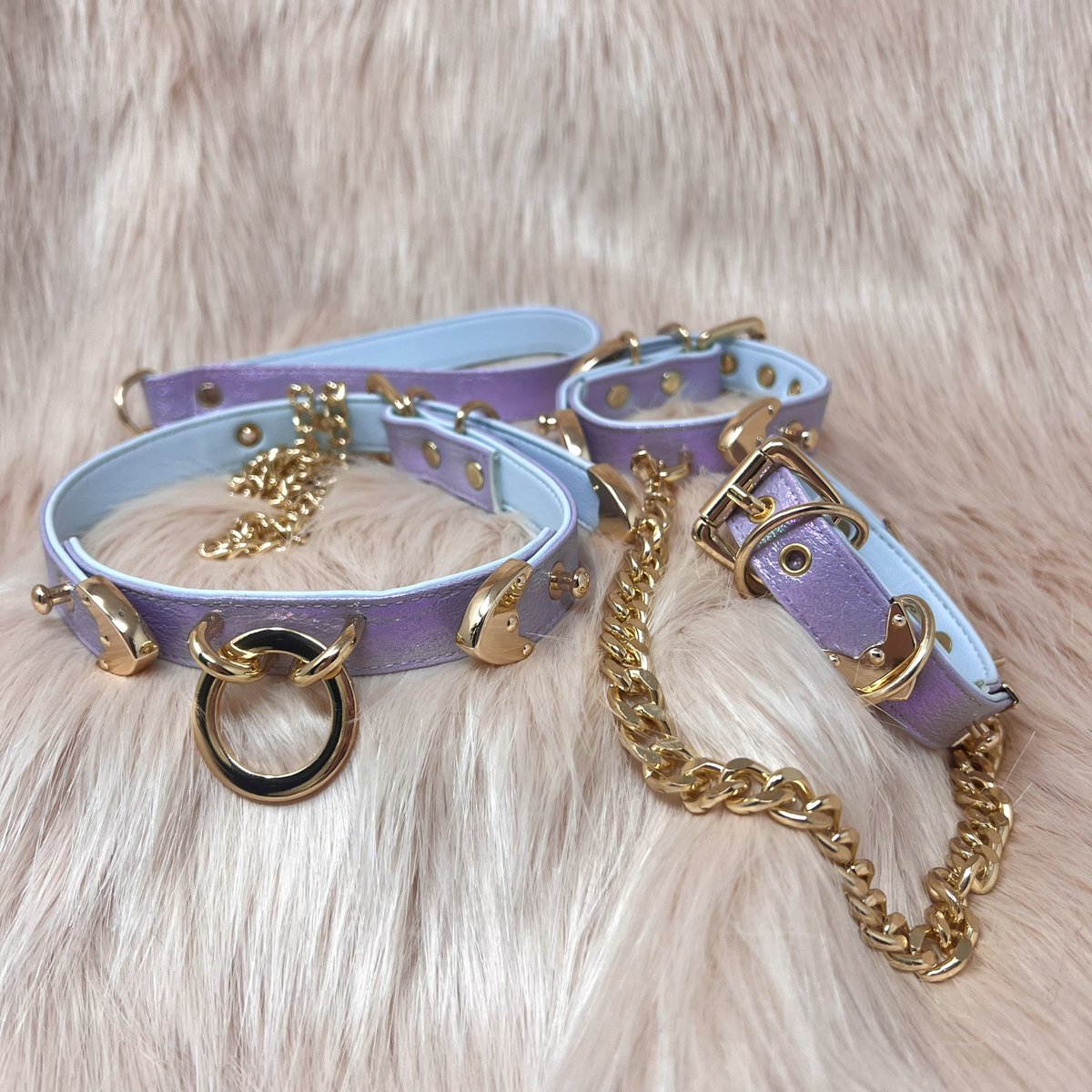 Collar &amp; cuffs set 💜