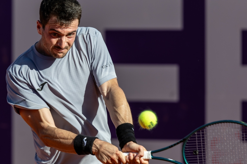 📈 ¡Pedro Martínez sigue subiendo! 🇪🇸🔥

El valenciano <a href="/PedroMPortero/">Pedro Martínez</a> alcanza su mejor ranking (Nº37) tras llegar a semifinales en Buenos Aires 🏆🎾

Gran inicio de temporada para él, sumando puntos y victorias 💪👏

#tenisvalenciano
