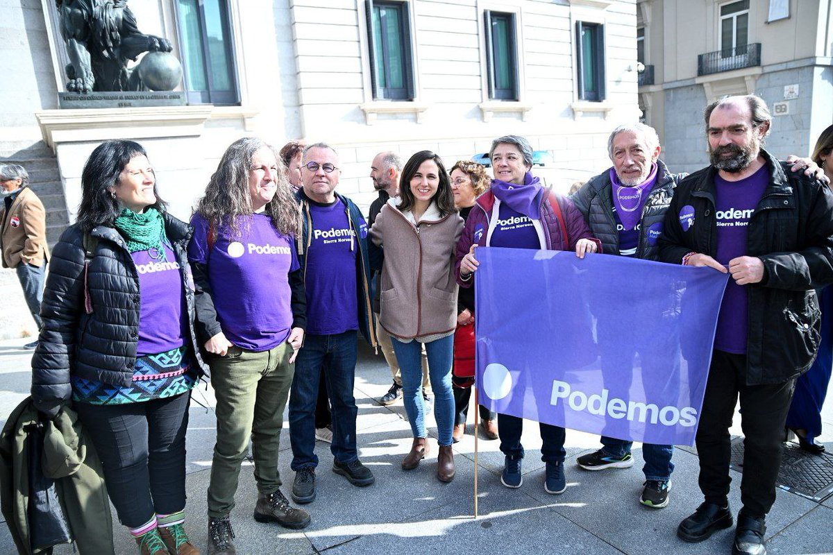 Podemos tweet media