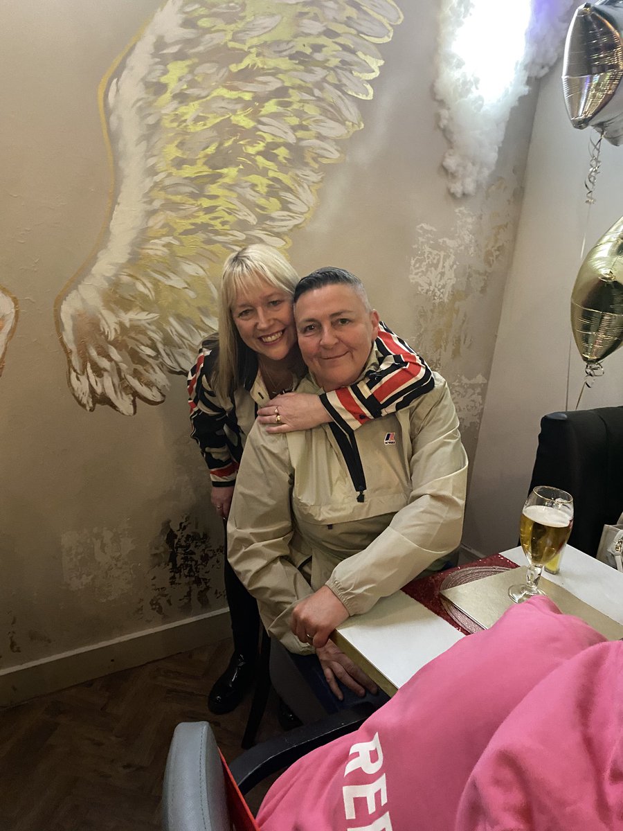 ElaneHeyes's tweet photo. Forgot to put my day 16 on yesterday, because I went out, but done 5.14miles
Had a fab day/night out in the Acres Inn, Stephen singing karaoke with the lovely Rachael L Wallwork, then went Local Lounge Denton then Red Lion Denton 🎉🍾🍷🍺🥰 https://t.co/zXC9tLqw5e