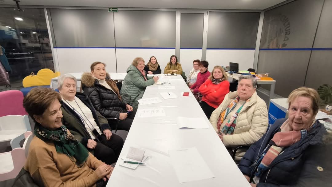 Concello de Cervo tweet media