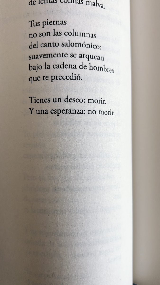 lunamonelle's tweet image. Este jueves en librerías,