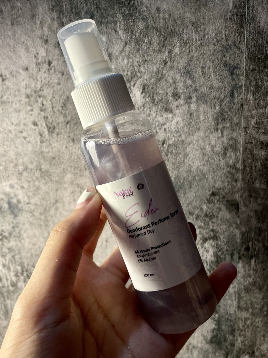 cheetahtoess's tweet photo. Baru mau make-up, tapi keti udah basah duluan?!🥲

Coba deh deodoran perfume ini, tahan kering &amp; wangi 48 jam!

Keeping you dry, all day long!🤩 https://t.co/qAPMg2oSa4