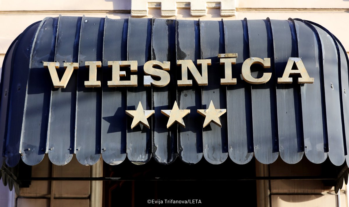 Latvijas tūristu mītnēs pērn apkalpoti 2,7 miljoni ārvalstu un vietējo viesu, veidojot 10,9 % pieaugumu pret 2023. gadu, liecina <a href="/CSP_Latvija/">Latvijas statistika</a> dati. Par 14,3 % pieaudzis arī ārvalstu tūristu skaits. lsm.lv/raksts/zinas/e…