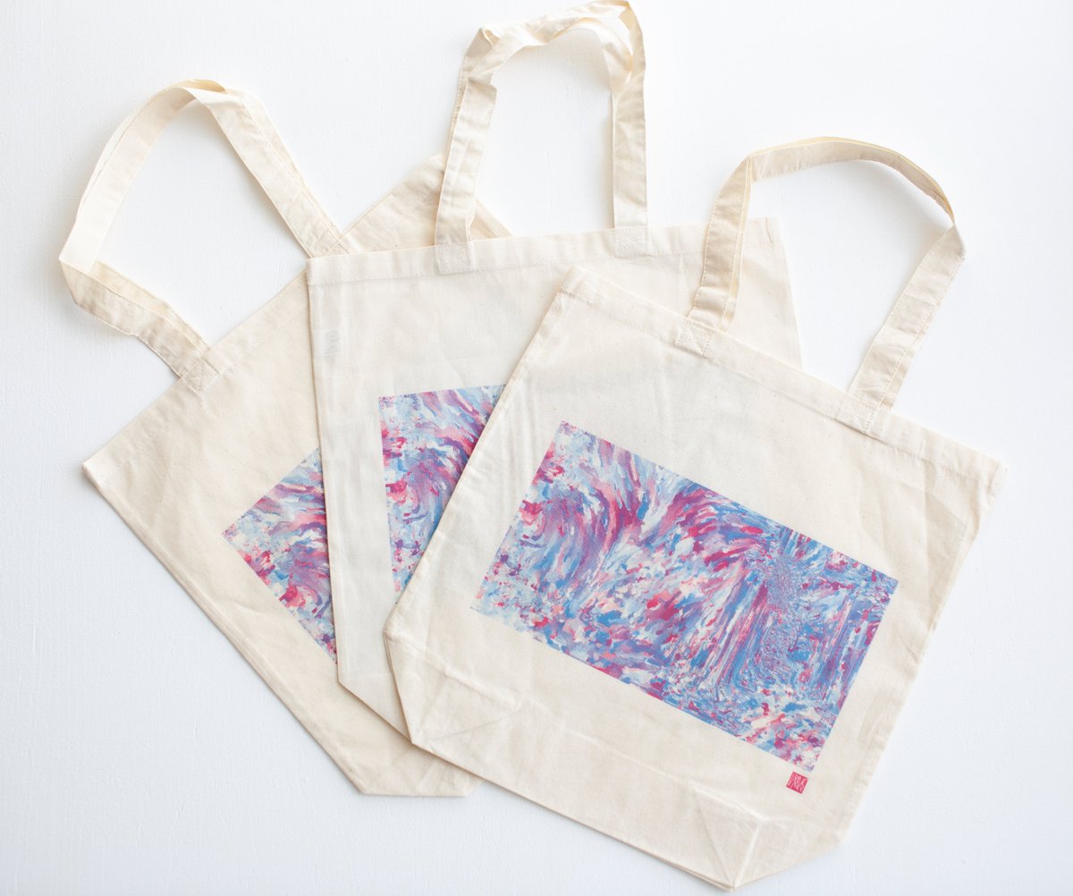 📢【来場者プレゼントのお知らせ】🌀

#IAMAS2025 にご来場の皆さまへ、当日アンケートにご回答いただくとオリジナルトートバッグをプレゼント🎁
ぜひゲットしてください🙌
（詳細は受付でご確認ください。）

今年のトートバッグのデザインは原田和馬さんです。
kazumaharada.org