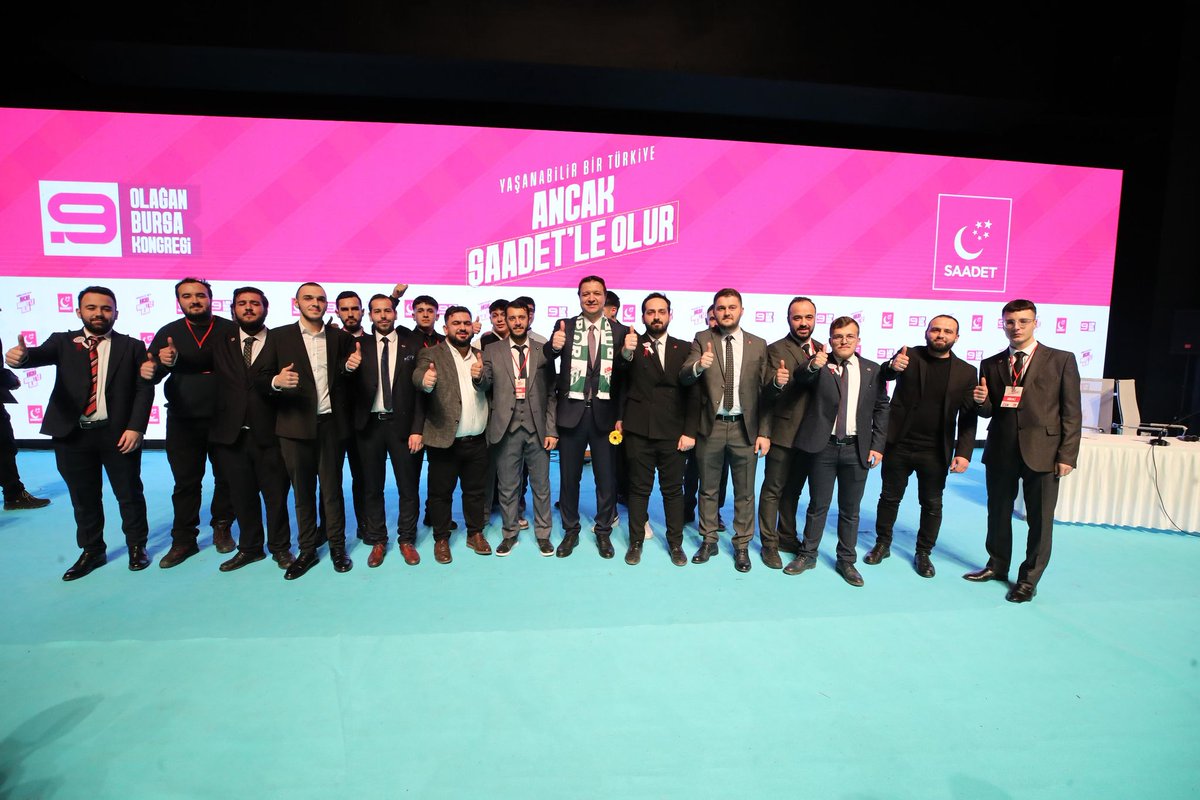 Saadet Partisi Bursa 9.Olağan Kongremizi  Genel Başkanımız Mahmut Arıkan Bey'in Katılımıyla Büyük Coşku Ve Heyecanla Gerçekleştirdik.