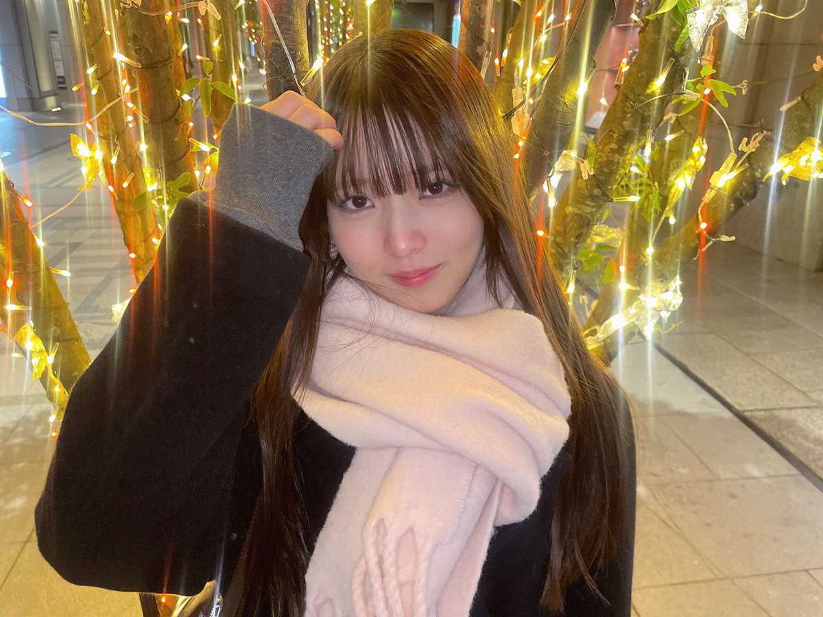 「疎遠になっていた幼馴染が"大人になったら結婚しようね"という約束を叶えるために目の前に現れました」

privatter.net/p/11410037