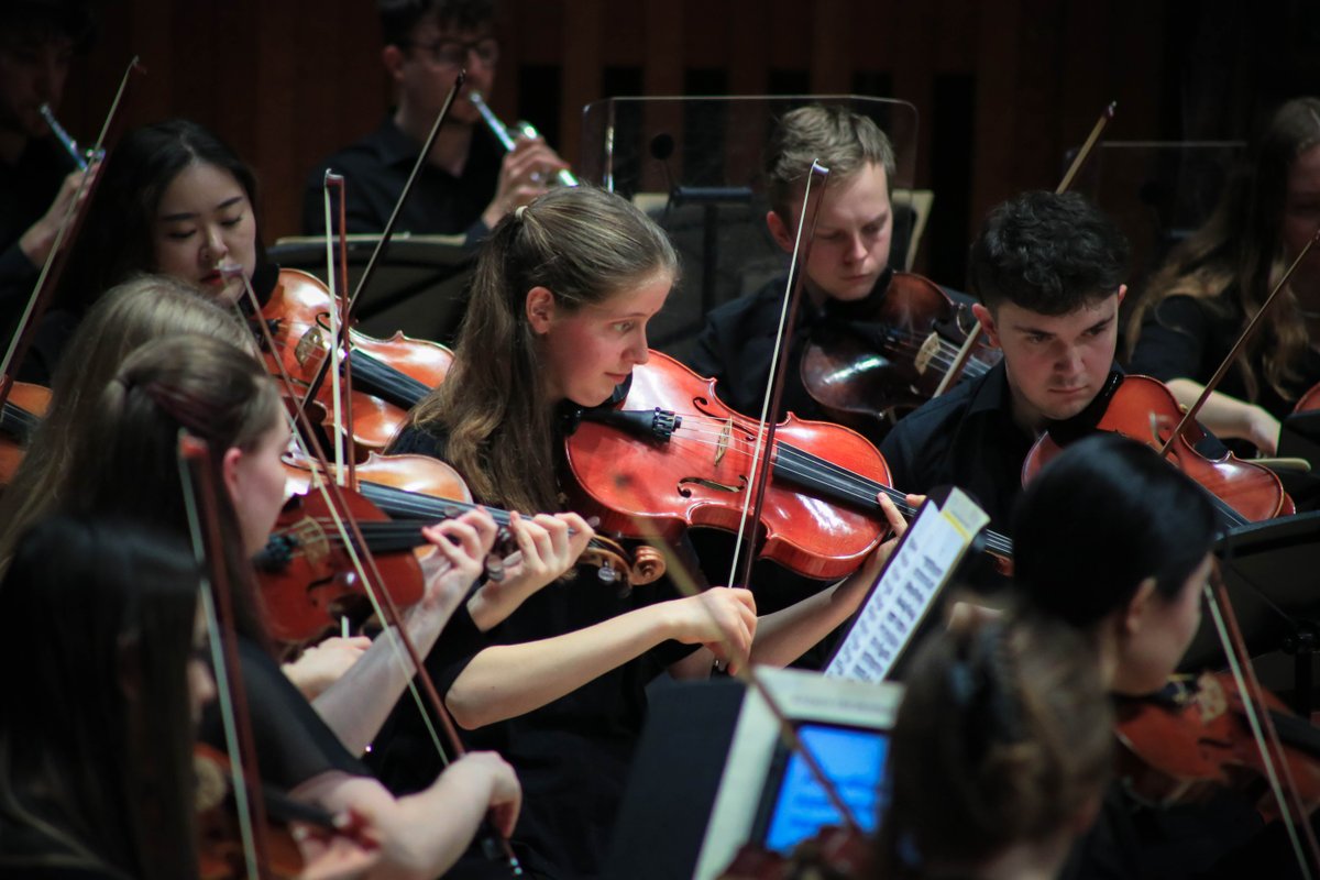 UoYConcerts's tweet image. Exciting music events coming soon!
We can't wait for University Chamber Orchestra's concert on Wed 19 Feb 🎻
@Yorkearlymusic hosts a Cuppa & Chorus community sing-along on Mon 24 Feb 🎤
Plus @cdl_concerts brings #Bridgerton on Strings to Leeds, running now until 14 March ✨