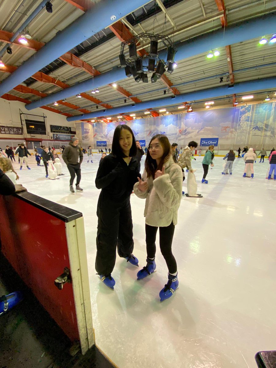 RSD Boarding (@rsdboarding) on Twitter photo ๐๐ป๐ผ๐๐ต๐ฒ๐ฟ ๐ฎ๐ฐ๐๐ถ๐ผ๐ป-๐ฝ๐ฎ๐ฐ๐ธ๐ฒ๐ฑ ๐ต๐ฎ๐น๐ณ-๐๐ฒ๐ฟ๐บ ๐ฎ๐ฑ๐๐ฒ๐ป๐๐๐ฟ๐ฒ ๐ณ๐ผ๐ฟ ๐๐ต๐ฒ ๐๐ผ๐ฎ๐ฟ๐ฑ๐ถ๐ป๐ด ๐๐ฒ๐ฝ๐ฎ๐ฟ๐๐บ๐ฒ๐ป๐! โ๏ธ๐โธ๐ฐ
We kicked off with ice skating at Dundonald International Ice Bowl โ some of us were first-timers, but we all had a blast learning ๐๐ป๐ผ๐๐ต๐ฒ๐ฟ ๐ฎ๐ฐ๐๐ถ๐ผ๐ป-๐ฝ๐ฎ๐ฐ๐ธ๐ฒ๐ฑ ๐ต๐ฎ๐น๐ณ-๐๐ฒ๐ฟ๐บ ๐ฎ๐ฑ๐๐ฒ๐ป๐๐๐ฟ๐ฒ ๐ณ๐ผ๐ฟ ๐๐ต๐ฒ ๐๐ผ๐ฎ๐ฟ๐ฑ๐ถ๐ป๐ด ๐๐ฒ๐ฝ๐ฎ๐ฟ๐๐บ๐ฒ๐ป๐! โ๏ธ๐โธ๐ฐ
We kicked off with ice skating at Dundonald International Ice Bowl โ some of us were first-timers, but we all had a blast learning