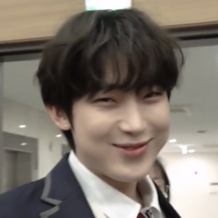 hourly mochinoo tweet media