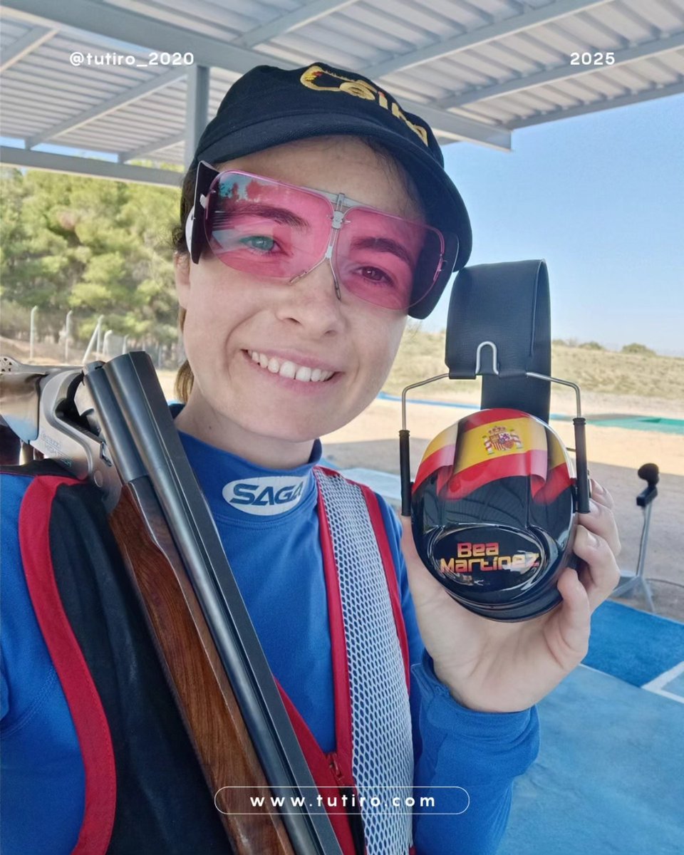 Arrancamos la semana con los cascos personalizados que no solo protegen, sino que también te hacen destacar en el campo🔥🎧

Bea ya tiene los suyos… ¿y tú?😏

🎨 Diseño único 🔊 Máxima protección💥 100% personalizables 👉🏽 tutiro.com