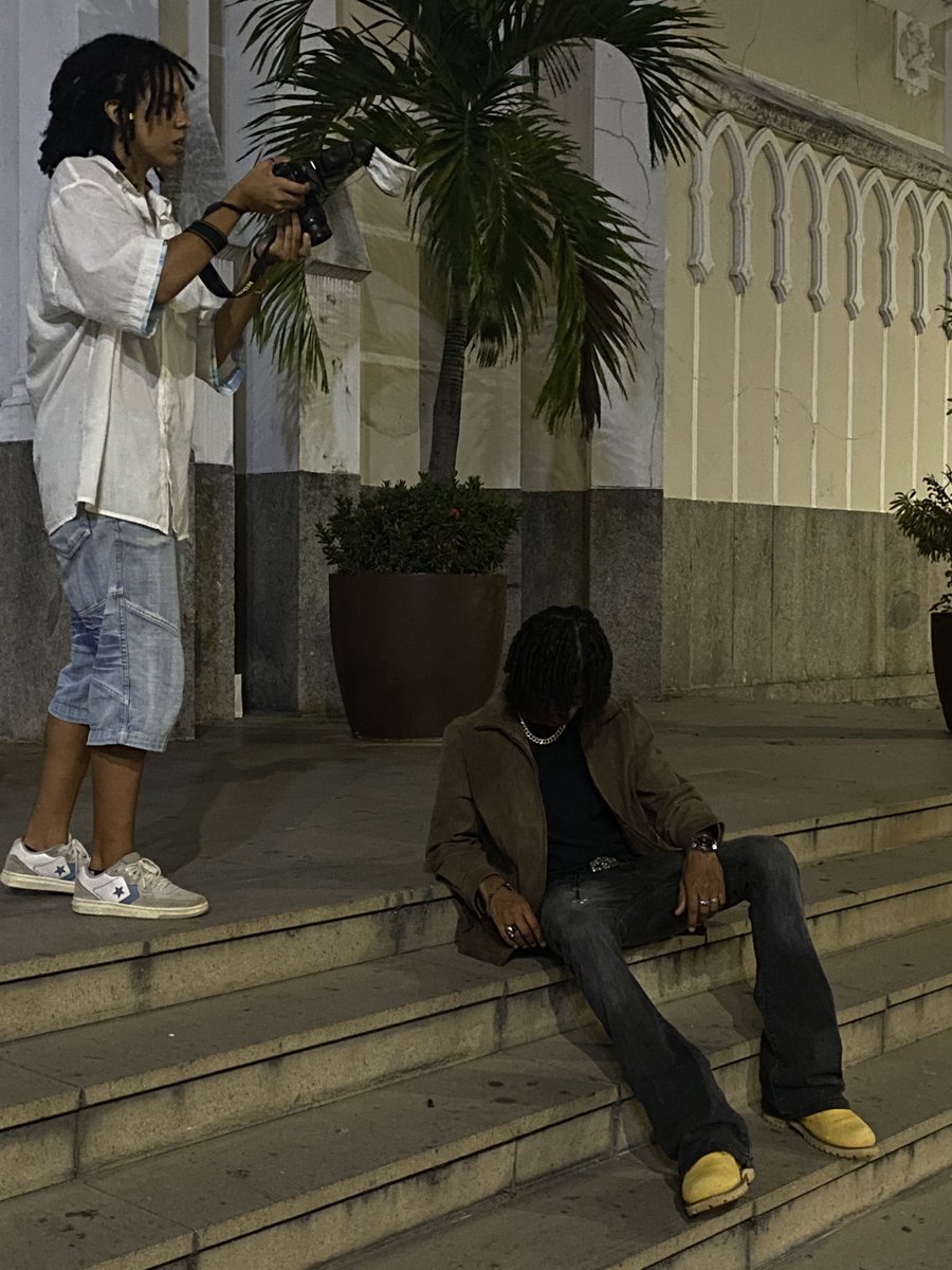 icedoutpedrrr's tweet photo. domingo foi dia de ensaio com o @dimasiadamente. aguardem novidades. muito em breve. https://t.co/tMTzr7zxEg