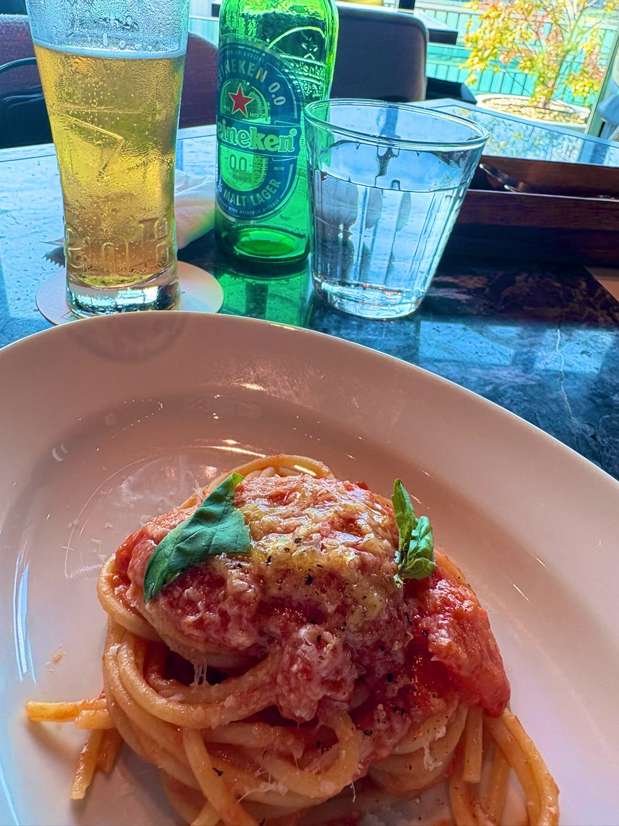 1974rz34's tweet image. 今日は耳鼻科で睡眠時無呼吸症候群の定期検診。先生からも効果が出ているので継続してくださいとの事。自分でも効果は体感しているのでCPAP続けようと思う。病院の後はランチ。ラーメンは自主規制中なのでイタリアンでパスタなど。
#CPAP