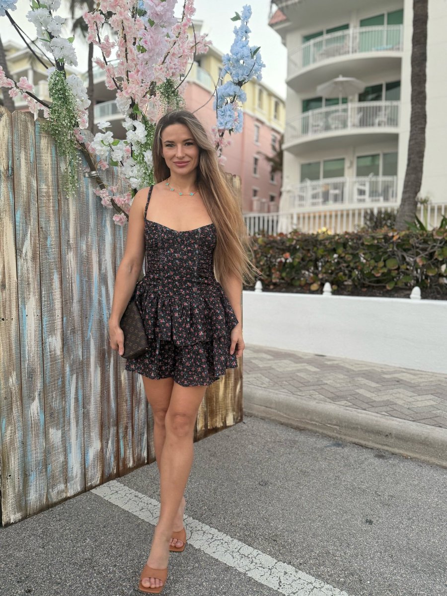 Hi 👋 onlyfans.com/maryna_moroz_u…