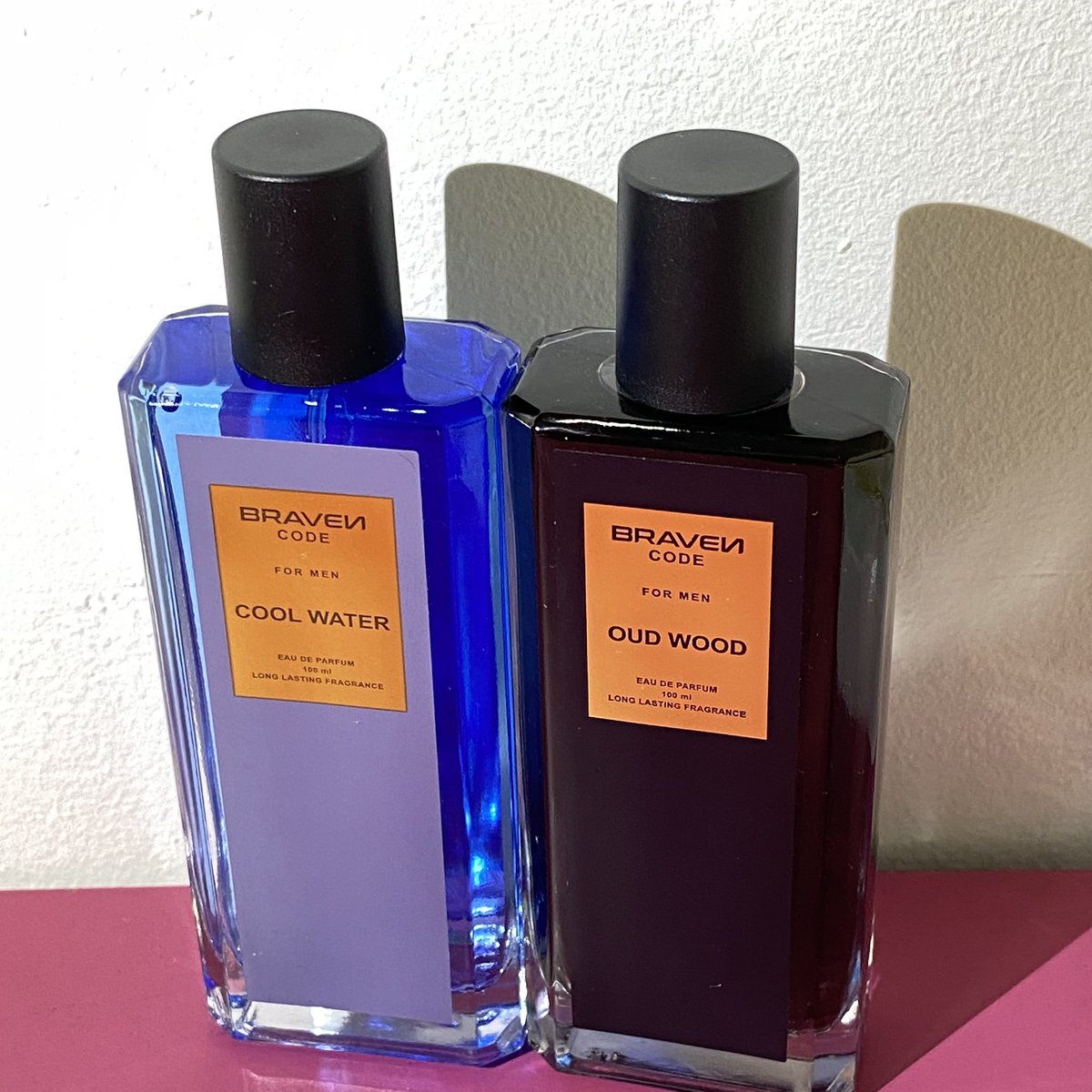 Another day another parfume

Sekarang parfum yang wanginya lakikkk 💪 yang pasti harganya affordable dan wanginya ga kalah sama yang lain 😋