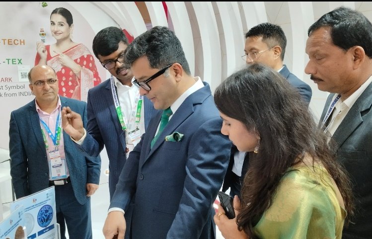 Central Silk Board Ministry of Textiles (@csbmot) on Twitter photo Shri <a href="/PmargheritaBJP/">Pabitra Margherita</a> Hon'ble Minister of State for Textiles & Foreign Affairs graced the Central Silk Board's Theme Pavilion during BharatTex 2025 on 17.02.2025. He paid attention to the byproducts displayed at. #75silkenyearsCSB #BharatTex2025 Shri <a href="/PmargheritaBJP/">Pabitra Margherita</a> Hon'ble Minister of State for Textiles & Foreign Affairs graced the Central Silk Board's Theme Pavilion during BharatTex 2025 on 17.02.2025. He paid attention to the byproducts displayed at. #75silkenyearsCSB #BharatTex2025
