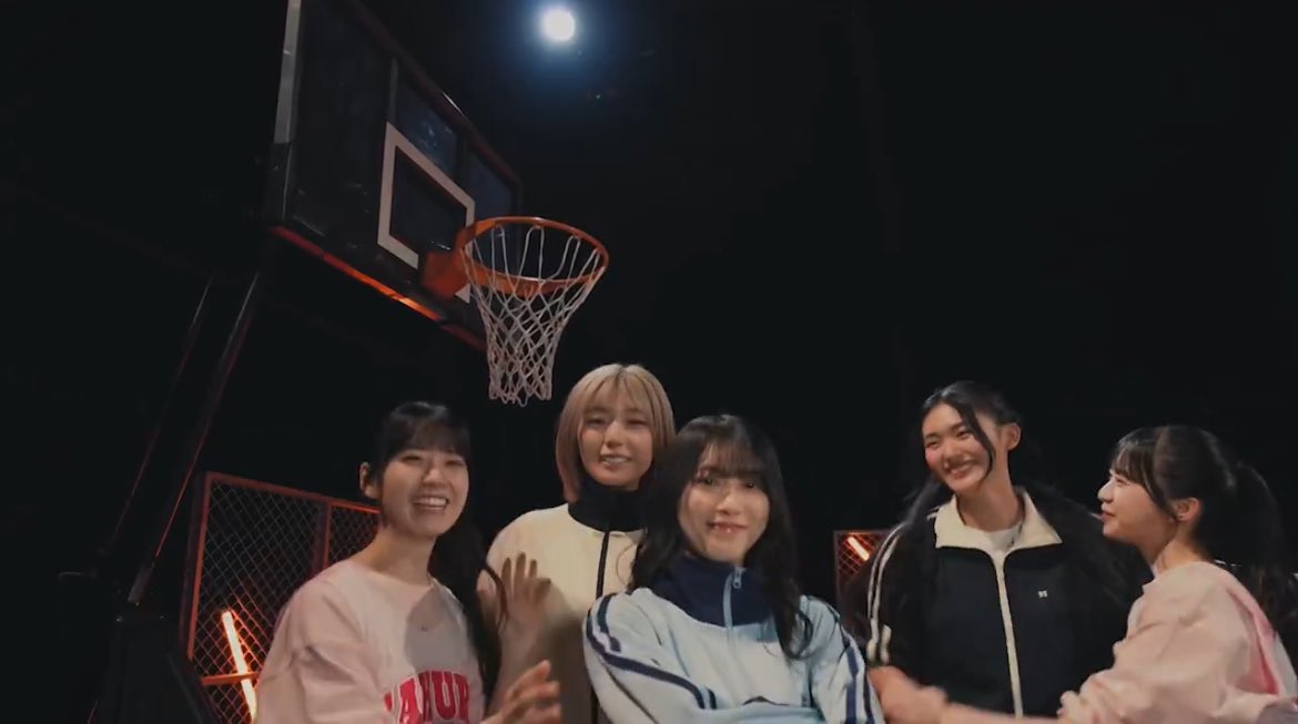 さくら🌸私服・衣装特定 on X: さくら🌸私服・衣装特定 on X: