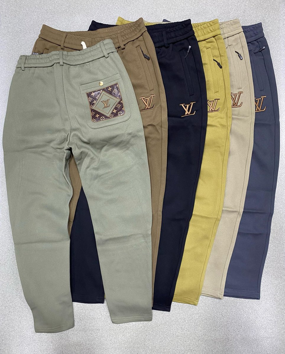 Unus Shop tweet media