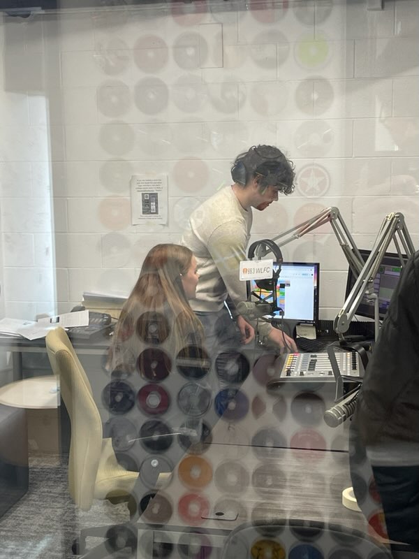 88.3 WLFC tweet media