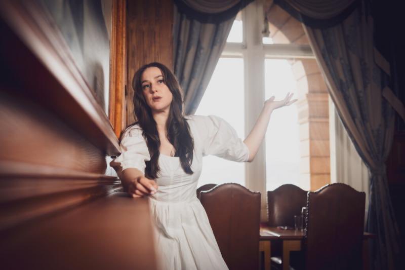 Josienne Clarke (@josienneclarke) on Twitter photo A marvellous 5 ⭐️ review from <a href="/theartsdesk/">theartsdesk.com</a> of our <a href="/KingsPlace/">Kings Place</a> Hall One show that ended in a standing ovation ✨
“Clarke had the room, the charm was cast, her own distinctive voice & stylings merging with Sandy’s originals”
✍️<a href="/CummingTim/">Tim Cumming</a>
theartsdesk.com/new-music/josi… A marvellous 5 ⭐️ review from <a href="/theartsdesk/">theartsdesk.com</a> of our <a href="/KingsPlace/">Kings Place</a> Hall One show that ended in a standing ovation ✨
“Clarke had the room, the charm was cast, her own distinctive voice & stylings merging with Sandy’s originals”
✍️<a href="/CummingTim/">Tim Cumming</a>
theartsdesk.com/new-music/josi…