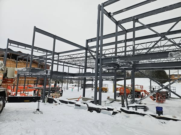 StructureMarlow's tweet image. 𝗘́𝗰𝗼𝗹𝗲 𝗔𝗿𝗰-𝗲𝗻-𝗖𝗶𝗲𝗹 𝗮̀ 𝗦𝗮𝗶𝗻𝘁-𝗙𝗿𝗮𝗻𝗰̧𝗼𝗶𝘀-𝗫𝗮𝘃𝗶𝗲𝗿
- 𝗔𝗷𝗼𝘂𝘁 𝗱’𝘂𝗻 𝗴𝘆𝗺𝗻𝗮𝘀𝗲 𝗲𝗻𝘁𝗿𝗲 𝗹𝗲𝘀 𝗱𝗲𝘂𝘅 𝗽𝗮𝘃𝗶𝗹𝗹𝗼𝗻𝘀 𝗲𝘅𝗶𝘀𝘁𝗮𝗻𝘁𝘀 -
Les élèves l’attendent depuis longtemps… et ce sera bientôt une réalité !