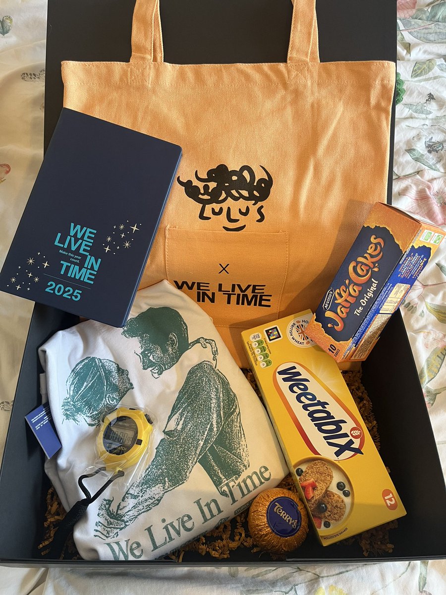 clx1re's tweet image. well this was the best surprise today 🥹🤍

a movie I am head over heels in love with, WE LIVE IN TIME, is available to watch at home NOW and the lovely team at @StudiocanalUK sent me some goodies to celebrate 🥹 tysm 🫶 #weliveintime 🤍✨