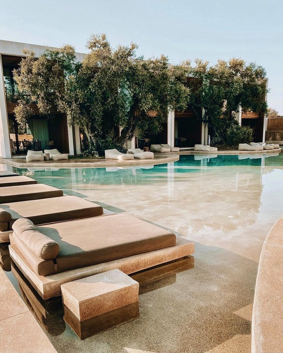 easyJetholidays's tweet photo. WIN a holiday to this 5* luxury in Greece ✨

We're giving away £2K of holidays credit, so you could get a 7-night stay for two, at the stunning Olea All Suite Hotel in Zante, Greece 👄

Just head over to our pinned post for a chance to WIN, good luck 😉 https://t.co/Hpq9mwG9Pc
