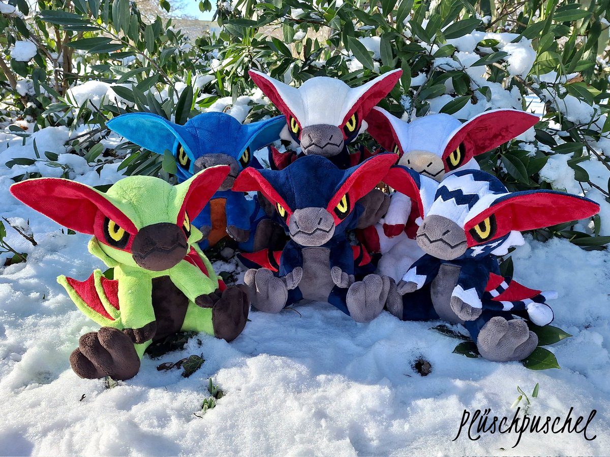 ✨Nargacuga Adopts✨

So here we are~

I'm s3lling all six Nargas 🫰

Each is made with much ❤️, out of minky and lots of fluffiness!

They roughly are 30cm in total~

Each is 4️⃣0️⃣0️⃣ € + shipping from 🇩🇪

P4yment via P4yp4al~

Hit the 💌 button if you are interested 😘🫰