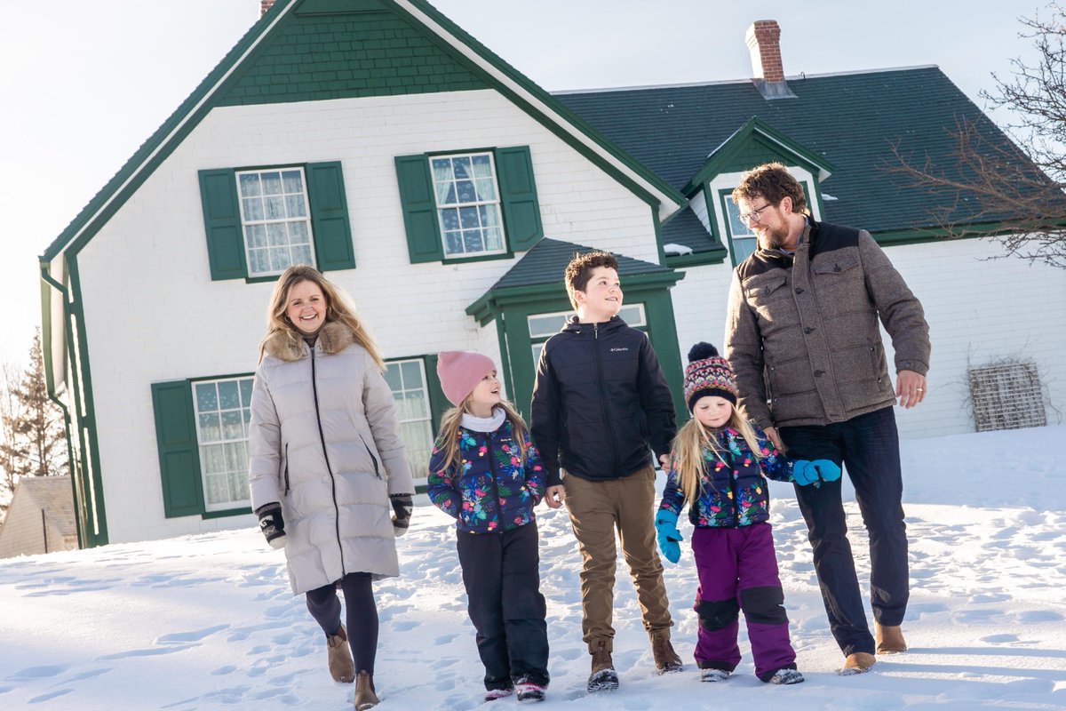 Today and every day, we're grateful for the families who visit Cavendish Beach and support the local businesses run by Islanders.

Happy Islander Day!