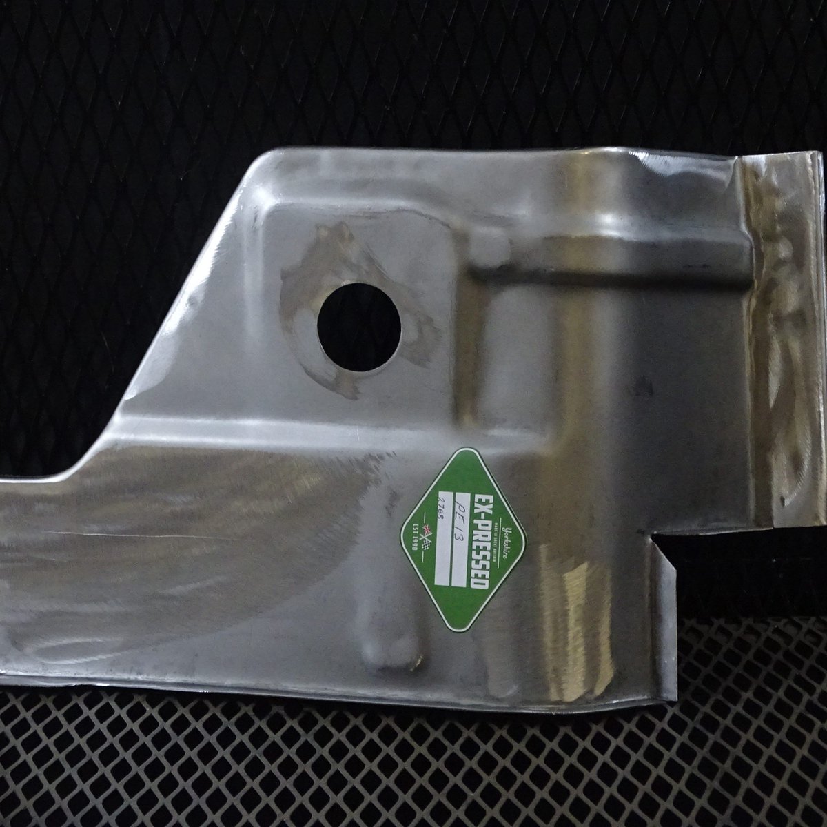 ExPressedSteel's tweet photo. Ford 100e, 107e and 300e Right-Hand Strut Top.
https://t.co/TZ1MHsimRT
#100e #107e #300e @ExPressedSteel https://t.co/nsPPe4tIhq