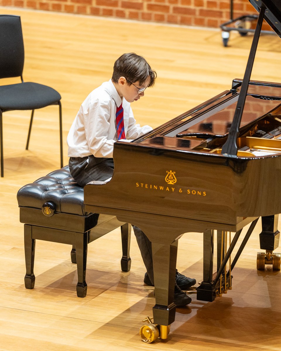 KCJSWimbledon tweet media