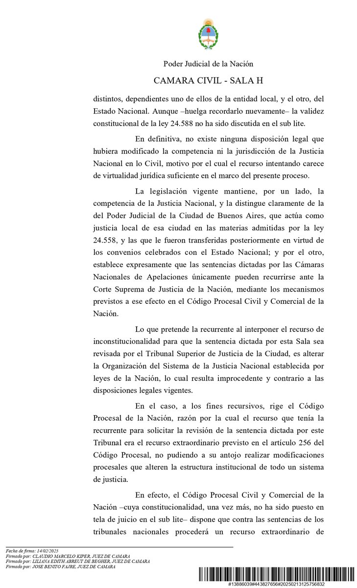 Estudio_Rolon's tweet photo. Afirmó que la Justicia Nacional Civil no pertenece al Poder Judicial porteño y solo puede ser revisada por la Corte Suprema.

📝 14/02/25 - Vázquez R. y Roger R. y ot. c/ Cerv. Quilmes y ot. s/ Ds. y Ps. - Expte. 6317/2011 https://t.co/9h4rJ86Rhc