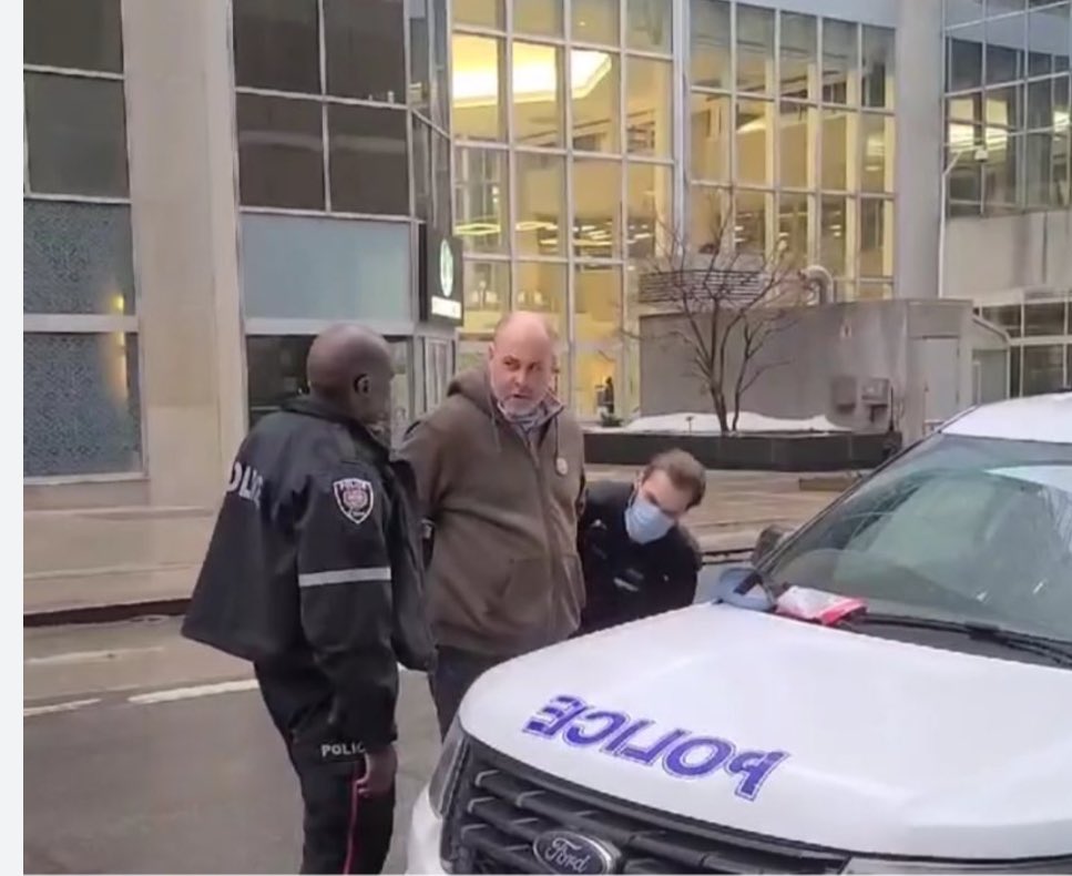 LichTamara's tweet image. - 1095 days ago
- 48 days in remand (total)
- 10 bail related hearings
- 2x denied bail for being a danger to society
- 45 days of trial spanning 1 1/2 years
- 10 years in jail being sought by the crown 
&amp;gt;$750,000.00 in combined legal fees for Chris &amp;amp; myself
&amp;gt;$5,000,000.00 of…