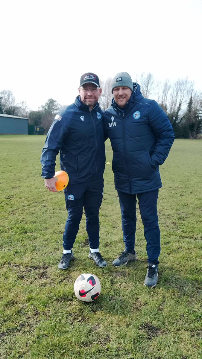 ⚽️We are at the Warndon Hub NOW hosting FREE drop-in football sessions for boys and girls aged 13 to 17!
Worcester City FC coaches are here until 3pm to give expert coaching.
👍 No booking required, just turn up!
#Worcester