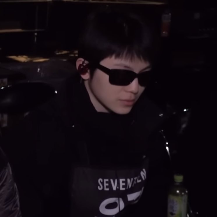 😎