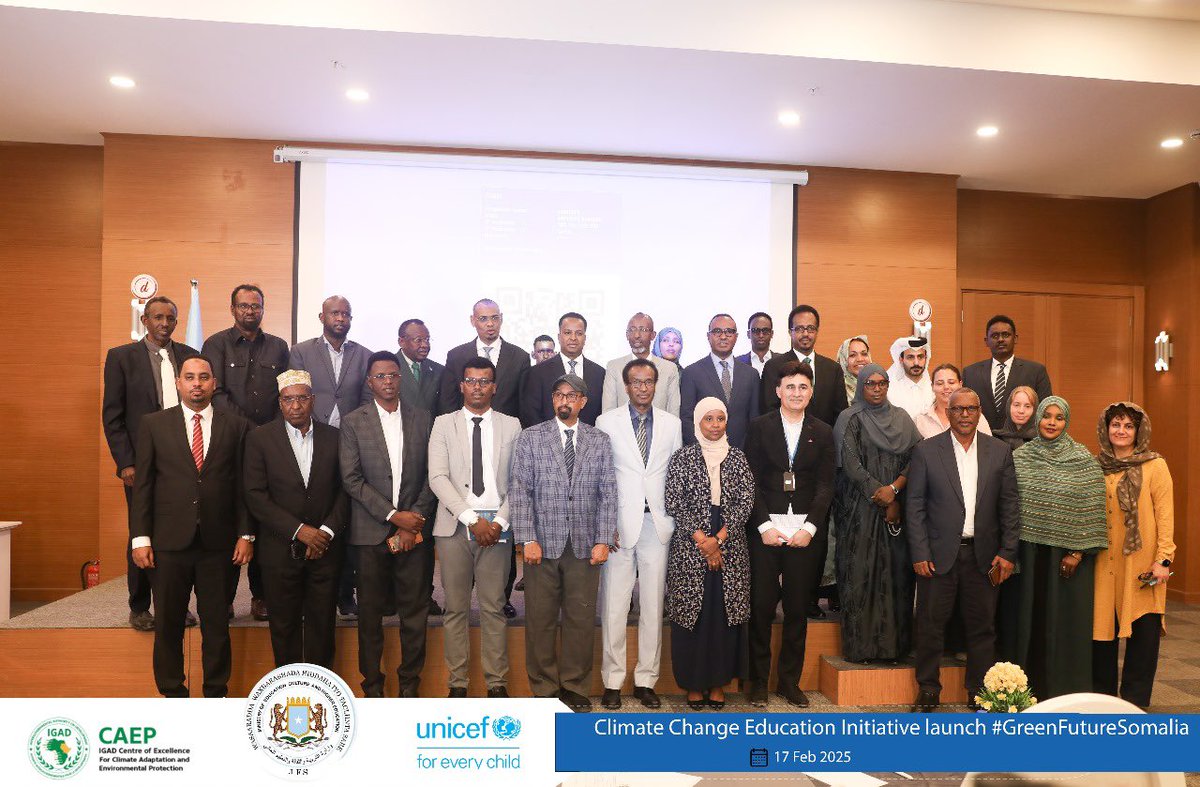 StarSMDC's tweet photo. Highlights from the Climate Education Initiative launch:  #GreenFutureSomalia #ClimateEdSomalia
@moecc_somalia @IGAD_CAEP @unicefsomalia. @RcrfSomalia https://t.co/SJg3zVOUJY