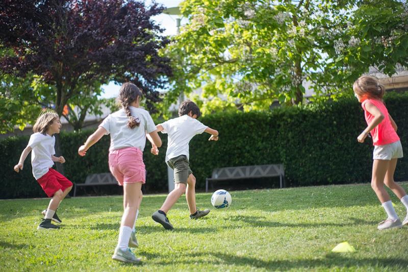 For half-term, we are urging parents to take simple steps to keep their children healthy and if they do become poorly, to get the right care without unnecessary trips to A&amp;E. 

Read more: cheshireandmerseyside.nhs.uk/posts/half-ter…