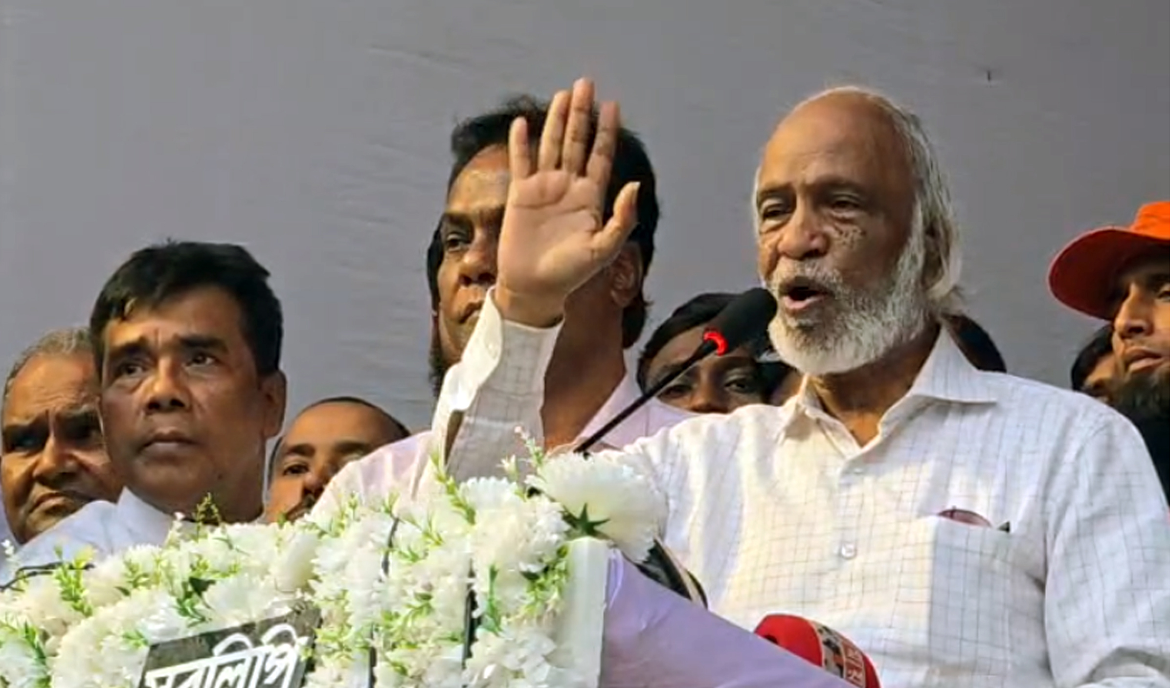 জনগনের ভোটাধিকার নিয়ে ছিনিমিনি খেলা যাবেনা : মঈন খান