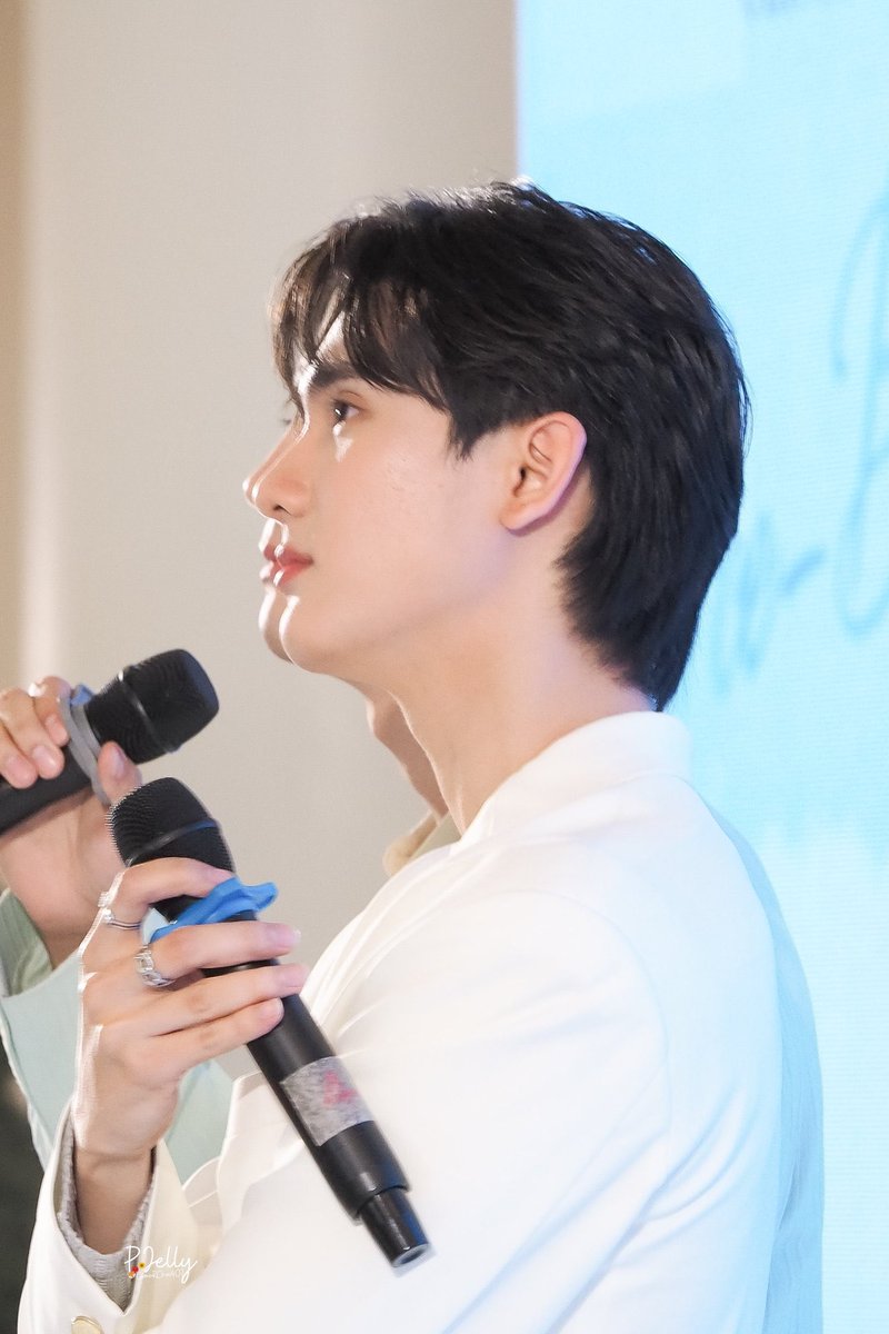 nieijaaa's tweet photo. องค์ประกอบบนใบหน้าคือเป๊ะมาก ไม่แปลกใจที่นี่สับสนรูปฟอสกับบุ๊คบ่อยๆ 

แฝด❎
แฟน✅ https://t.co/59QtQpCLLi