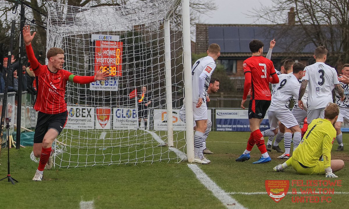 Billy Holland scored the Seasiders 1️⃣0️⃣0️⃣th goal of the season at the weekend…. And Wozza got the 1️⃣0️⃣1️⃣st! 

Charlie Warren 27
Tom Warren 10
Cameron Forde-Brown 10
Callum Harrison 7
Sam Ford 7
Josh Mayhew 7
Josh Hitter 6
Willie Clemons 5
Billy Holland 3
Zak Brown 3
Jack Ainsley