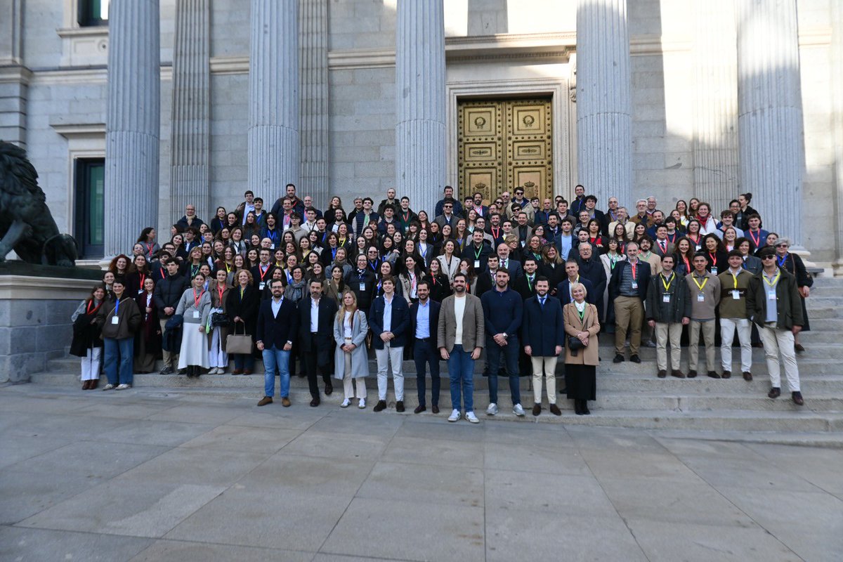 CMU Isabel de España (@cmu_isabel) on Twitter photo La XLVI edición de las Jornadas de Colegios Mayores, organizada por el <a href="/ccmmue/">Consejo de Colegios Mayores Universitarios</a>, nos ha permitido reflexionar sobre los Colegios Mayores como escuelas de ciudadanía y participación.
Sin duda, una experiencia enriquecedora para la comunidad universitaria. La XLVI edición de las Jornadas de Colegios Mayores, organizada por el <a href="/ccmmue/">Consejo de Colegios Mayores Universitarios</a>, nos ha permitido reflexionar sobre los Colegios Mayores como escuelas de ciudadanía y participación.
Sin duda, una experiencia enriquecedora para la comunidad universitaria.